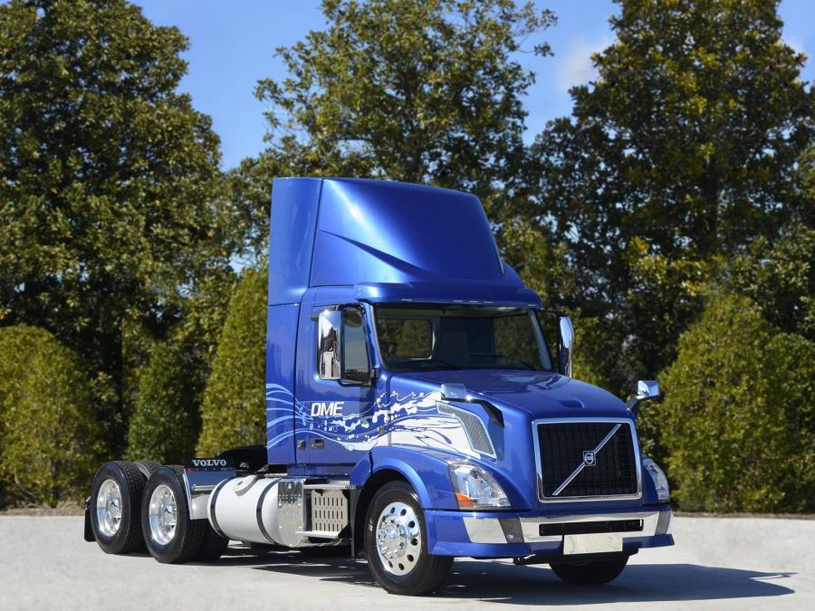  Volvo VNL 300 DME 2013 года  (фото 4 из 4)